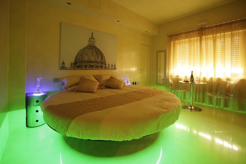Myrome Vatican Bagian luar foto