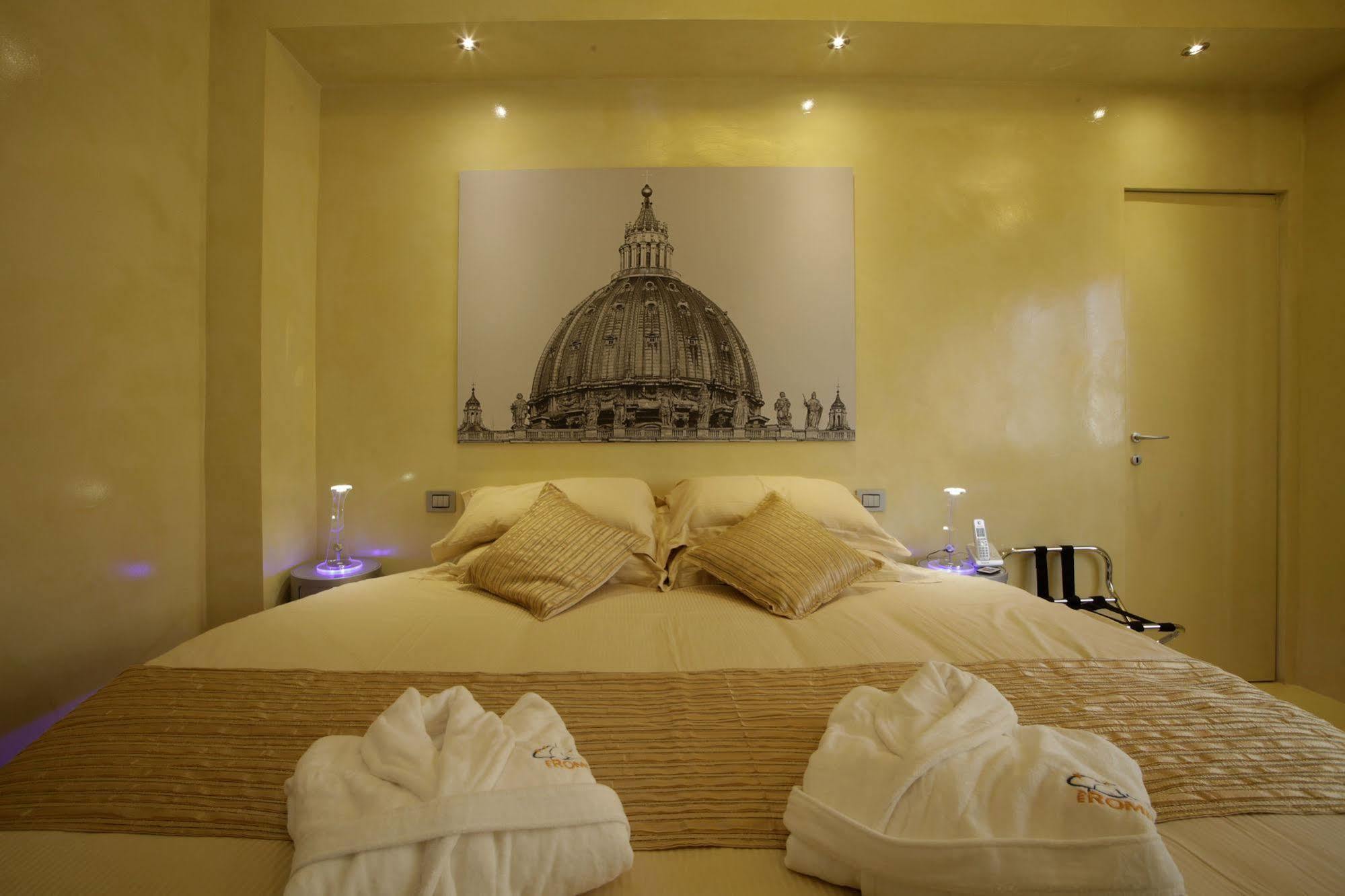 Myrome Vatican Bagian luar foto